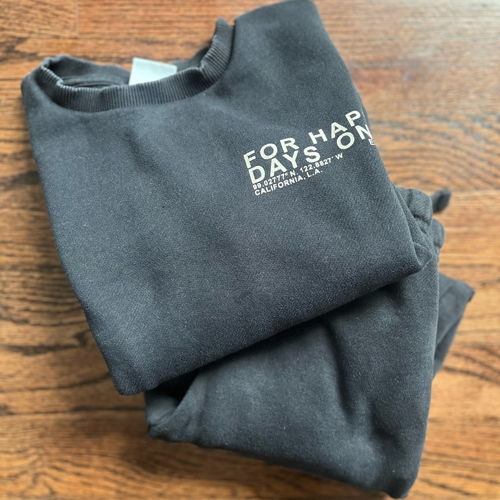 Zara Kids black Happy sweatsuit size 4-5 years